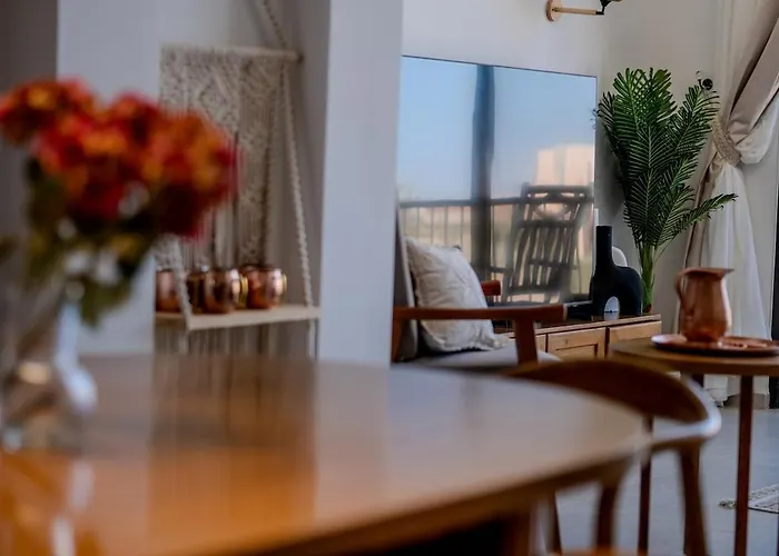 Apartment Signature Kamaran Duplex 1 Bed Pool & Views *
